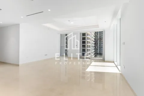 Apartment in EMAAR Beachfront, Dubai Harbour, Dubai 2 bedrooms, 124 sq.m. № 121709 - photo 5