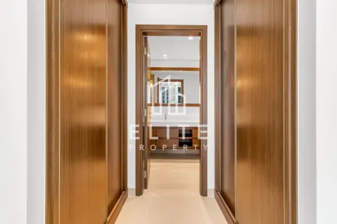 Apartment in EMAAR Beachfront, Dubai Harbour, Dubai 2 bedrooms, 124 sq.m. № 121709 - photo 12