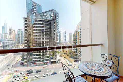 Apartment in Shams, Jumeirah Beach Residence, Dubai 1 bedroom, 110 sq.m. № 121704 - photo 13
