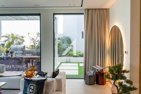 Villa in Garden Homes, Palm Jumeirah, Dubai 6 bedrooms, 511 sq.m. № 94449 - photo 16