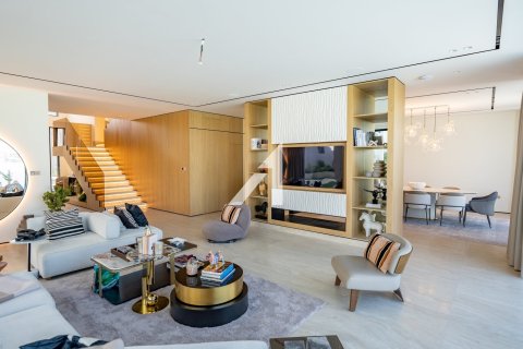 Villa in Garden Homes, Palm Jumeirah, Dubai 6 bedrooms, 511 sq.m. № 94449 - photo 3