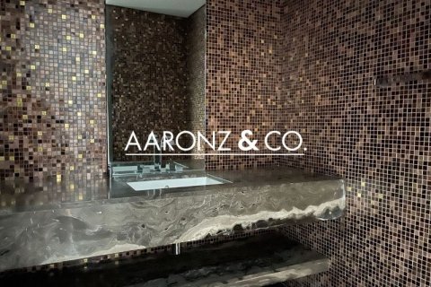 Снять в аренду квартиру в Damac Heights, Дубай Марина, Дубай: 2 спальни, 159м², № 94455 - фото 14