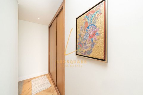 Apartment in Downtown Dubai (Downtown Burj Dubai), Dubai 2 bedrooms, 146 sq.m. № 94451 - photo 17