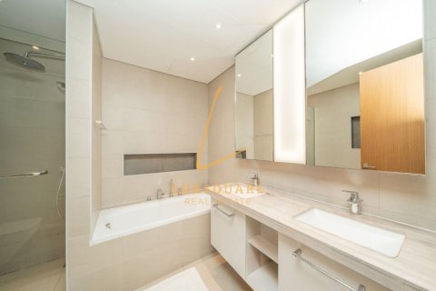 Apartment in Downtown Dubai (Downtown Burj Dubai), Dubai 2 bedrooms, 146 sq.m. № 94451 - photo 14