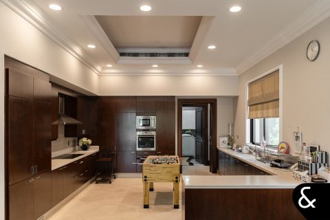 Villa à Emirates Hills, Dubai, 7 chambres, 1059 m², № 75252 - photo 9