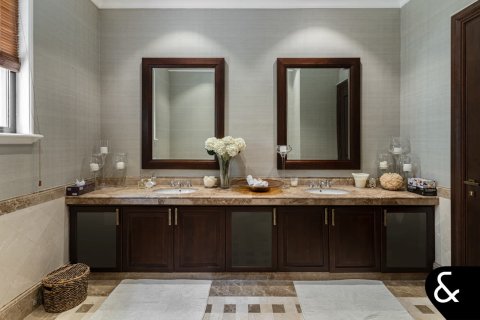 Villa à Emirates Hills, Dubai, 7 chambres, 1059 m², № 75252 - photo 22
