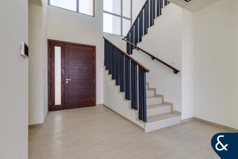 Villa en EMAAR South, Dubai South (Dubai World Central), Dubai, 5 dormitorios, 355 m², № 75266 - foto 15