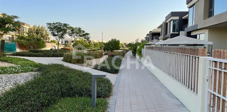 Villa à Maple 2, Dubai Hills Estate, Dubai, 5 chambres, 250.8 m², № 6664