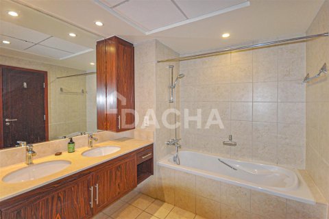 Appartement à Downtown Dubai (Downtown Burj Dubai), Dubai, 3 chambres, 193.4 m², № 6666 - photo 12