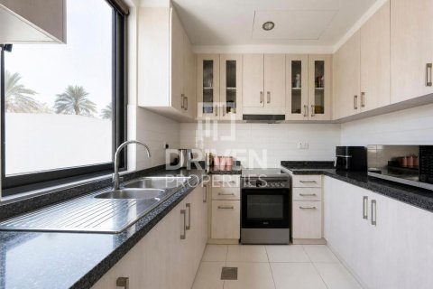 Villa in Mira Oasis, Reem, Dubai 3 bedrooms, 308.35 sq.m. № 128500 - photo 13