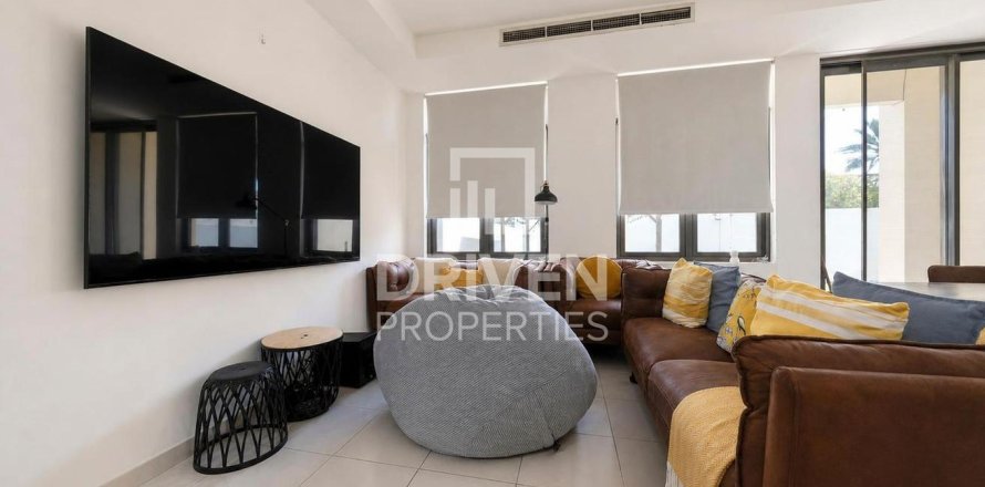 Villa in Mira Oasis, Reem, Dubai 3 bedrooms, 308.35 sq.m. № 128500