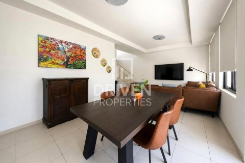Villa in Mira Oasis, Reem, Dubai 3 bedrooms, 308.35 sq.m. № 128500 - photo 12
