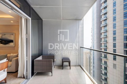 Apartamento en The Address Residence Fountain Views, Downtown Dubai (Downtown Burj Dubai), Dubai, 2 dormitorios, 146.79 m², № 128502 - foto 10