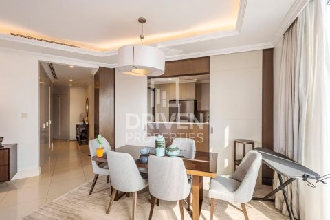 Apartamento en The Address Residence Fountain Views, Downtown Dubai (Downtown Burj Dubai), Dubai, 2 dormitorios, 146.79 m², № 128502 - foto 4