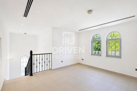 Villa à Jumeirah Park, Dubai, 3 chambres, 627.47 m², № 137039 - photo 13