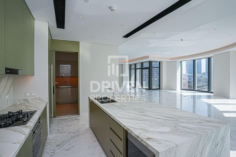 Apartment in Opera District, Downtown Dubai (Downtown Burj Dubai), Dubai 4 bedrooms, 480.87 sq.m. № 137030 - photo 10