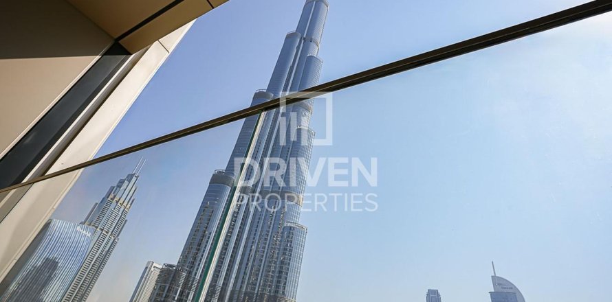 Apartment in Opera District, Downtown Dubai (Downtown Burj Dubai), Dubai 4 bedrooms, 480.87 sq.m. № 137030