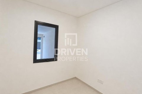 Снять в аренду таунхаус в Джабаль-Али, Дубай: 4 спальни, 366.04м², № 137035 - фото 12