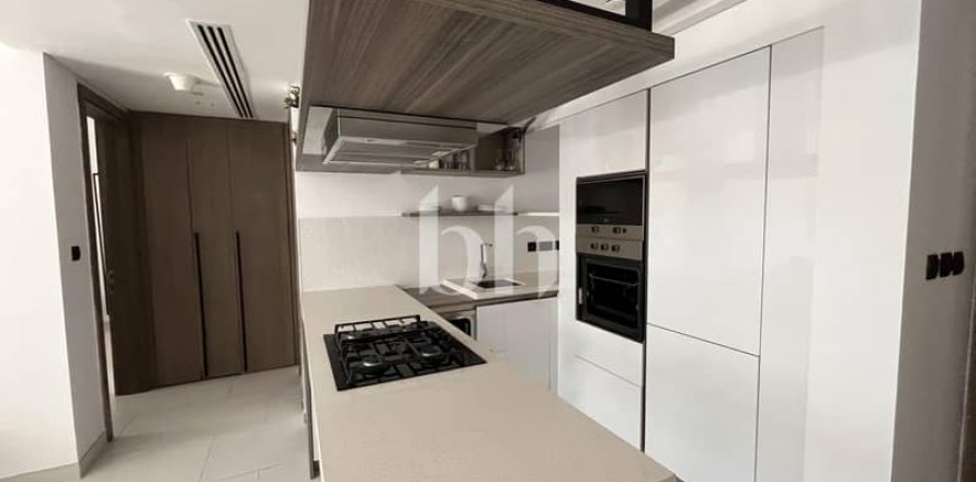 Квартира в Пальме Джумейре, Дубай, 1 спальня, 84м², № 58587