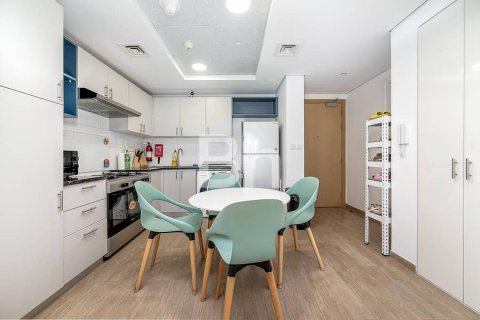 Apartment in wasl gate, Dubai 2 bedrooms, 69 sq.m. № 58586 - photo 5