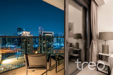 Apartamento en Burj Khalifa, Dubai, 2 dormitorios, 103.22 m², № 119999