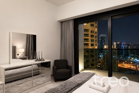 Apartamento en Burj Khalifa, Dubai, 2 dormitorios, 103.22 m², № 119999 - foto 6