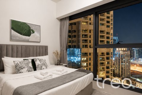 Apartamento en Burj Khalifa, Dubai, 2 dormitorios, 103.22 m², № 119999 - foto 16