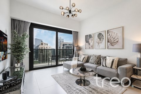 Apartamento en Burj Khalifa, Dubai, 2 dormitorios, 103.22 m², № 119999 - foto 2