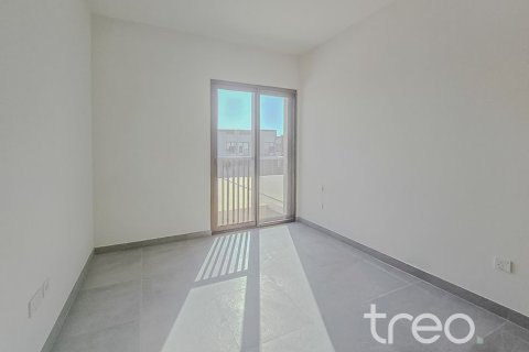 Снять в аренду таунхаус в Дубае: 3 спальни, 185.9м², № 120005 - фото 12
