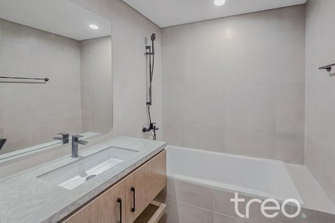 Снять в аренду таунхаус в Дубае: 3 спальни, 185.9м², № 120005 - фото 15