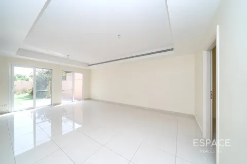 Villa en The Springs, Dubai, 3 dormitorios, 228 m², № 71115 - foto 2