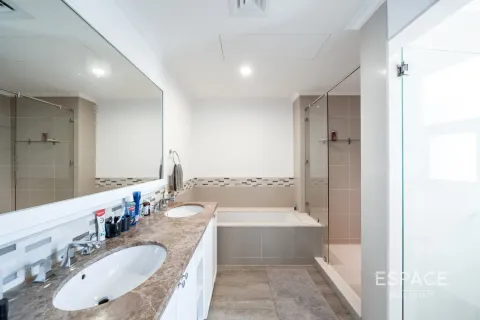 Villa in Lila, Arabian Ranches 2, Dubai 3 bedrooms, 294 sq.m. № 71109 - photo 9