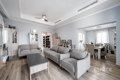 Villa in Lila, Arabian Ranches 2, Dubai 3 bedrooms, 294 sq.m. № 71109 - photo 3