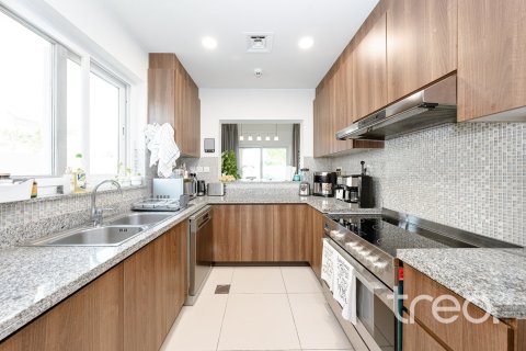 Maison de ville à Dubai, 3 chambres, 244.43 m², № 124712 - photo 6