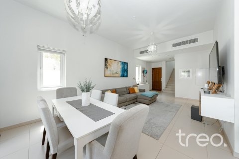 Maison de ville à Dubai, 3 chambres, 244.43 m², № 124712 - photo 2