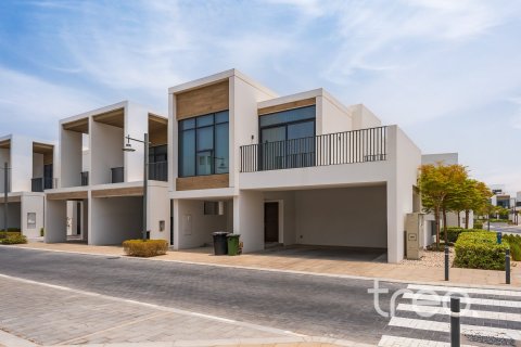 Dúplex en Arabian Ranches 3, Dubai, 4 dormitorios, 267.47 m², № 124713