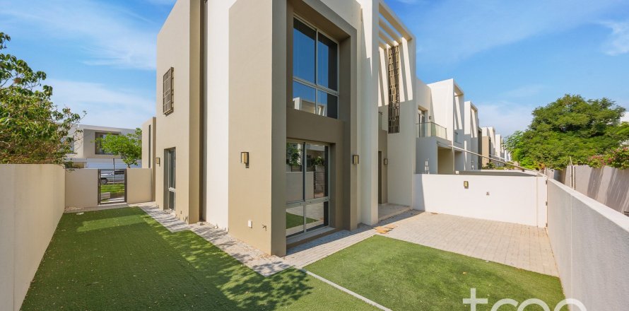 فيلا في Arabian Ranches 2, دبي 4 غرف نوم, 246.19 م² رقم 124710