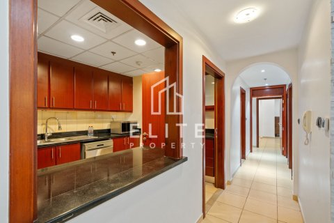 Apartment in Shams, Jumeirah Beach Residence, Dubai 3 bedrooms, 173 sq.m. № 124849 - photo 25