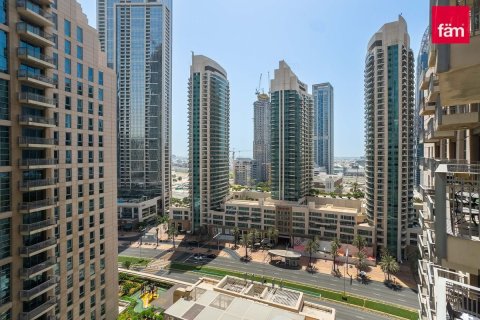 Apartment in Downtown Dubai (Downtown Burj Dubai), Dubai 3 bedrooms, 137 sq.m. № 113484 - photo 4