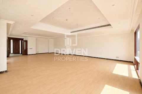 Villa en Signature Villas, Palm Jumeirah, Dubai, 5 dormitorios, 1261.53 m², № 140163 - foto 2