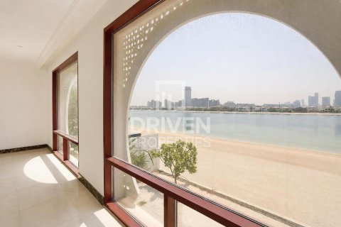 Villa en Signature Villas, Palm Jumeirah, Dubai, 5 dormitorios, 1261.53 m², № 140164 - foto 21