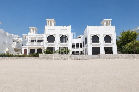 Villa en Signature Villas, Palm Jumeirah, Dubai, 5 dormitorios, 1261.53 m², № 140164 - foto 27