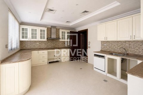 Villa en Signature Villas, Palm Jumeirah, Dubai, 5 dormitorios, 1261.53 m², № 140164 - foto 20