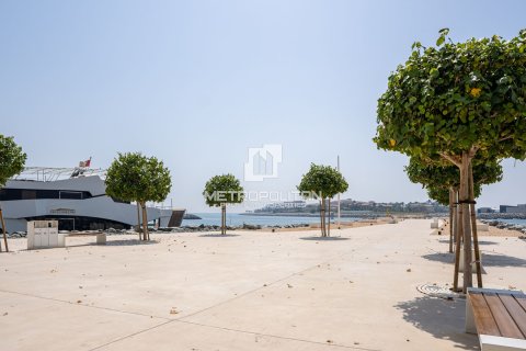 Appartement à EMAAR Beachfront, Dubai Harbour, Dubai, 2 chambres, 109 m², № 72907 - photo 1