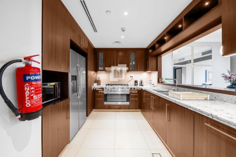 Appartement à Boulevard Point, Downtown Dubai (Downtown Burj Dubai), Dubai, 3 chambres, 194 m², № 72842 - photo 6