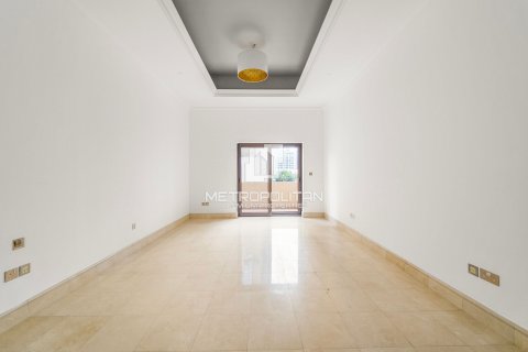 Townhouse in Palm Jumeirah, Dubai 3 bedrooms, 456 sq.m. № 72835 - photo 12