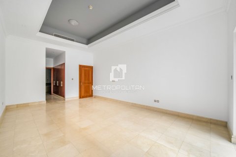 Townhouse in Palm Jumeirah, Dubai 3 bedrooms, 456 sq.m. № 72835 - photo 20