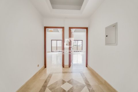 Townhouse in Palm Jumeirah, Dubai 3 bedrooms, 456 sq.m. № 72835 - photo 10