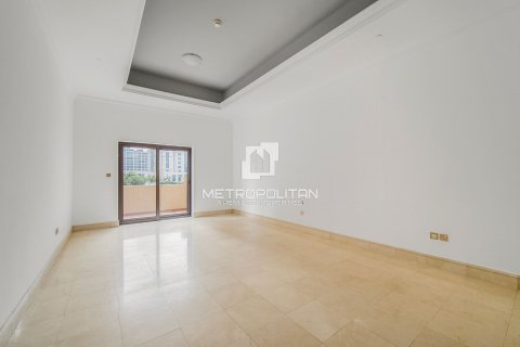 Townhouse in Palm Jumeirah, Dubai 3 bedrooms, 456 sq.m. № 72835 - photo 11