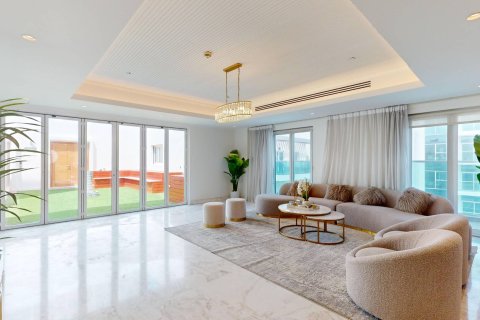 Ático en Al Furjan, Dubai, 4 dormitorios, 655.7 m², № 7236 - foto 1